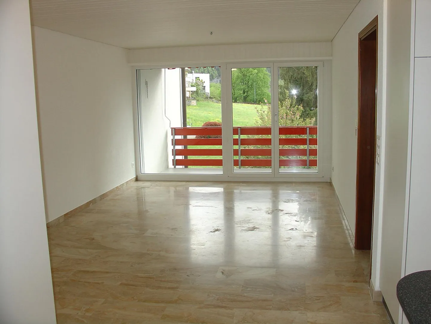 Stilvolle 2,5-Zimmer-Wohnung in Schwyz - Foto 7 von 12