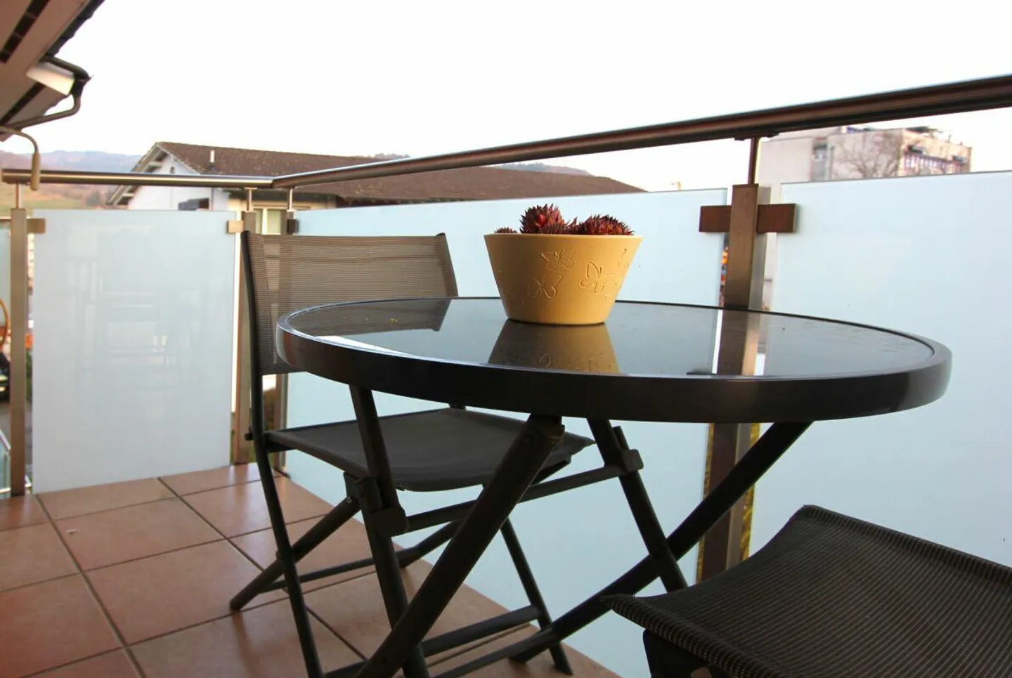 Ampio appartamento di 5,5 stanze direttamente al confine con Frenkendorf - Foto 13 di 13