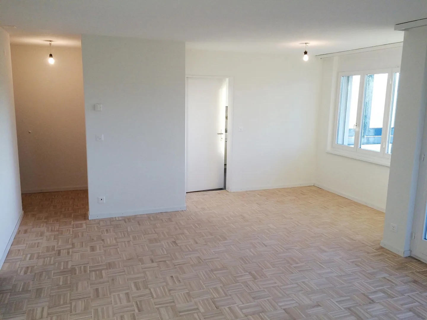 In affitto: Luminoso appartamento di 3½ locali con ascensore - Foto 4 di 15