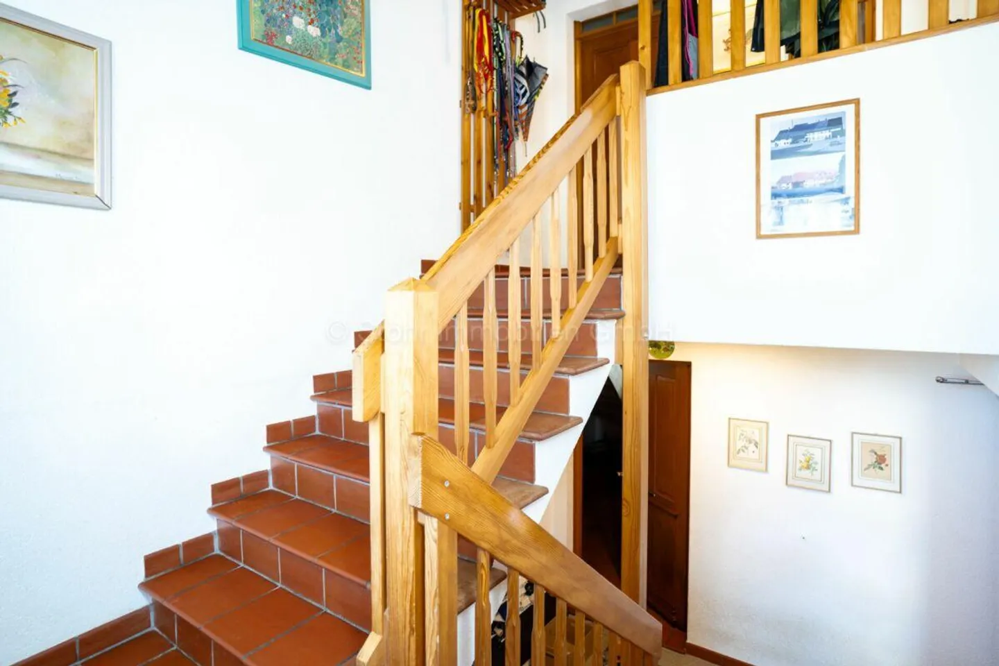 Casa bifamiliare con terreno edificabile - Un'opportunità unica - Foto 25 di 29