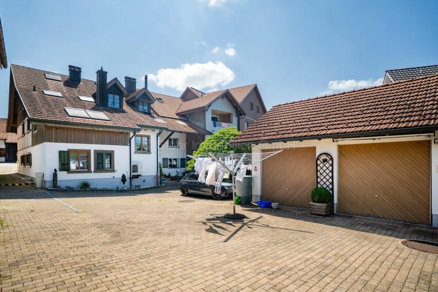 Casa bifamiliare con terreno edificabile - Un'opportunità unica - Foto 14 di 29