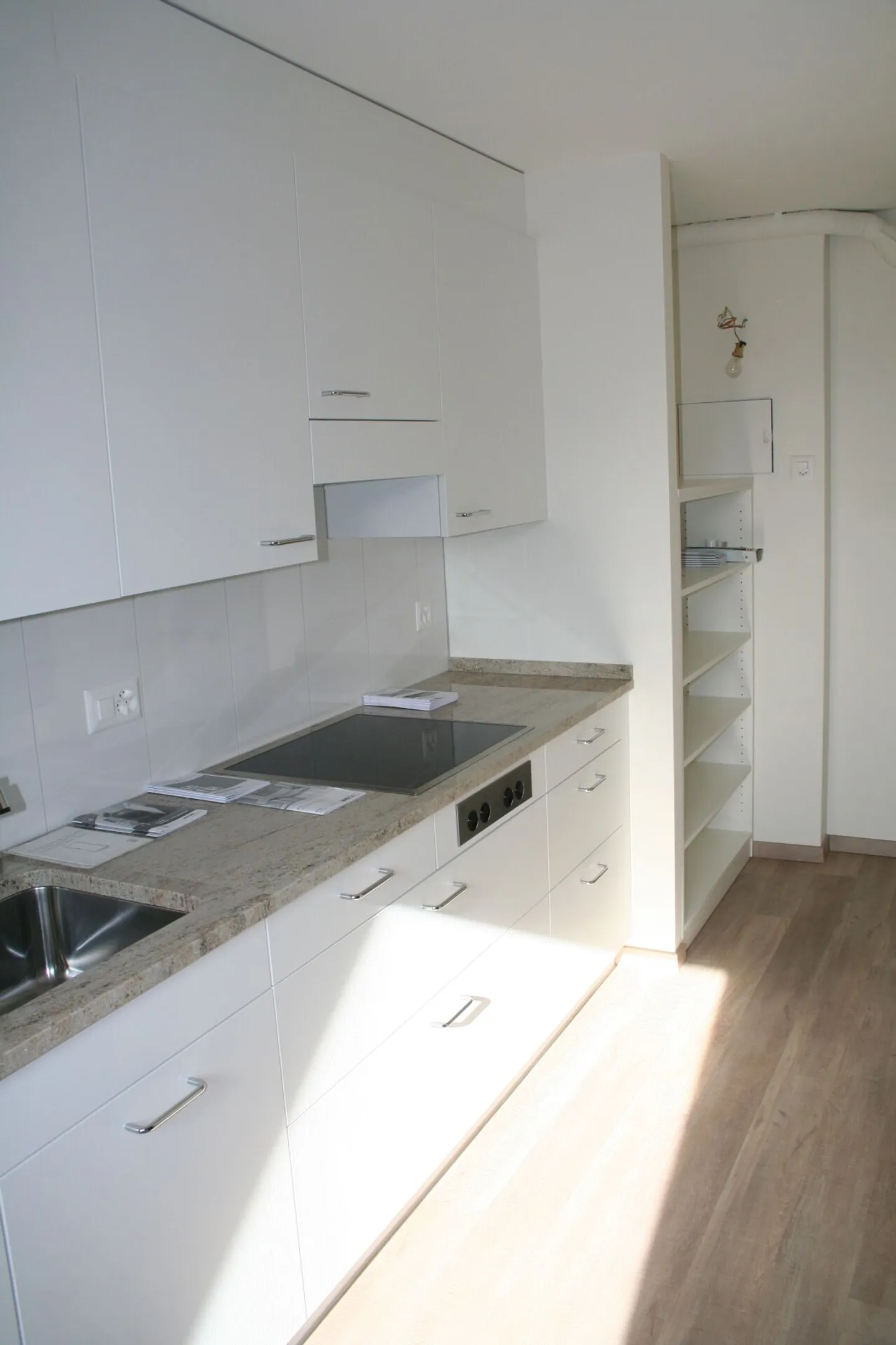 Bright apartment in a quiet location! - Photo 4 of 9