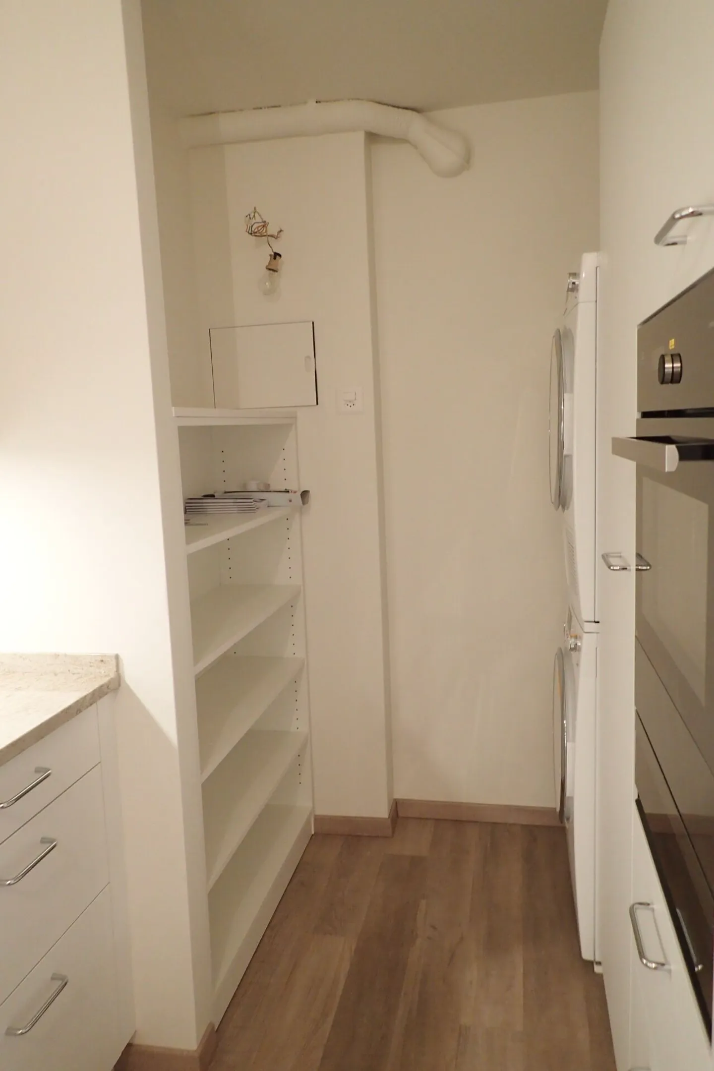 Bright apartment in a quiet location! - Photo 6 of 9