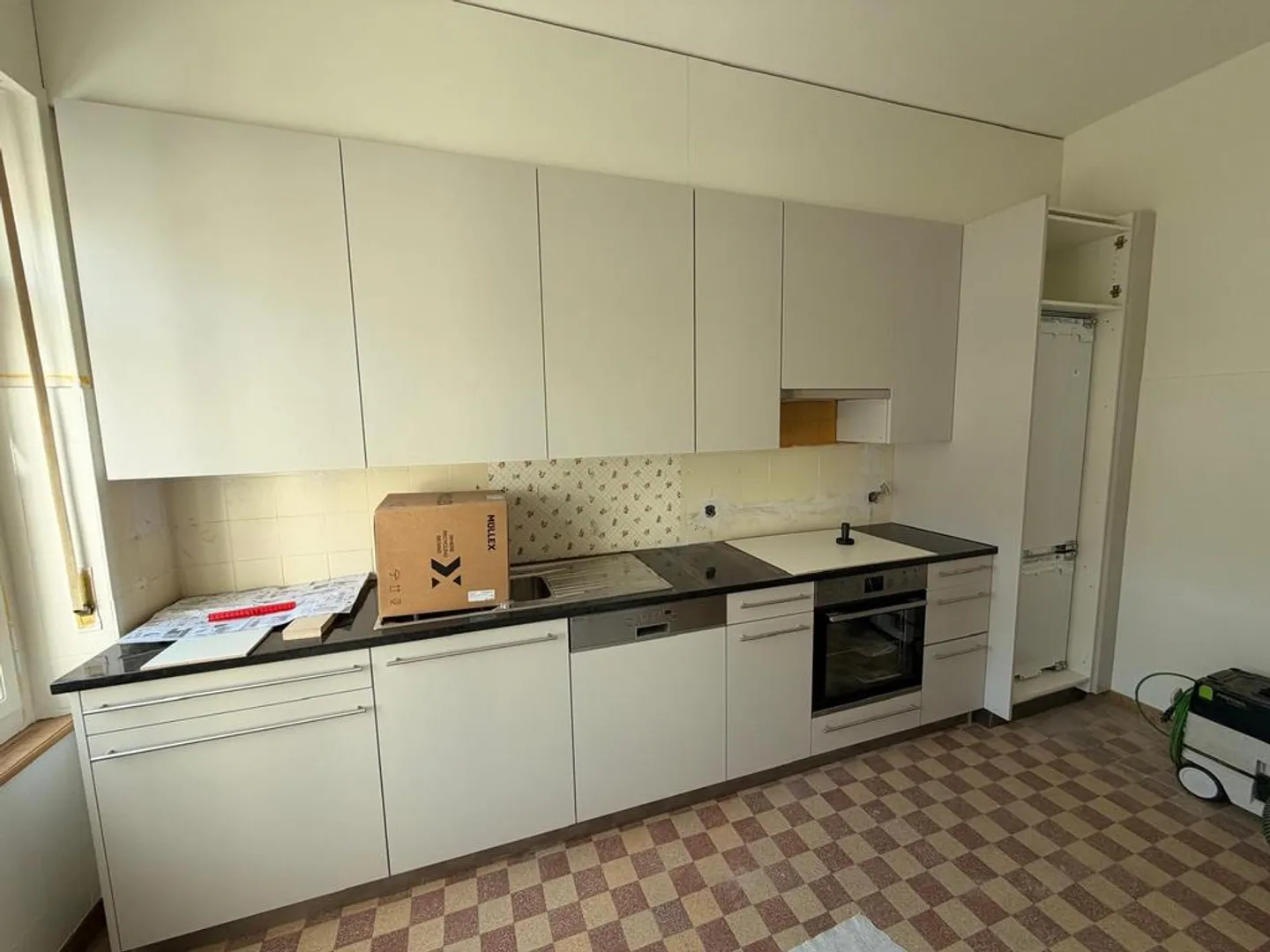 Charming old-style apartment near Basel city center and university - Photo 2 of 10