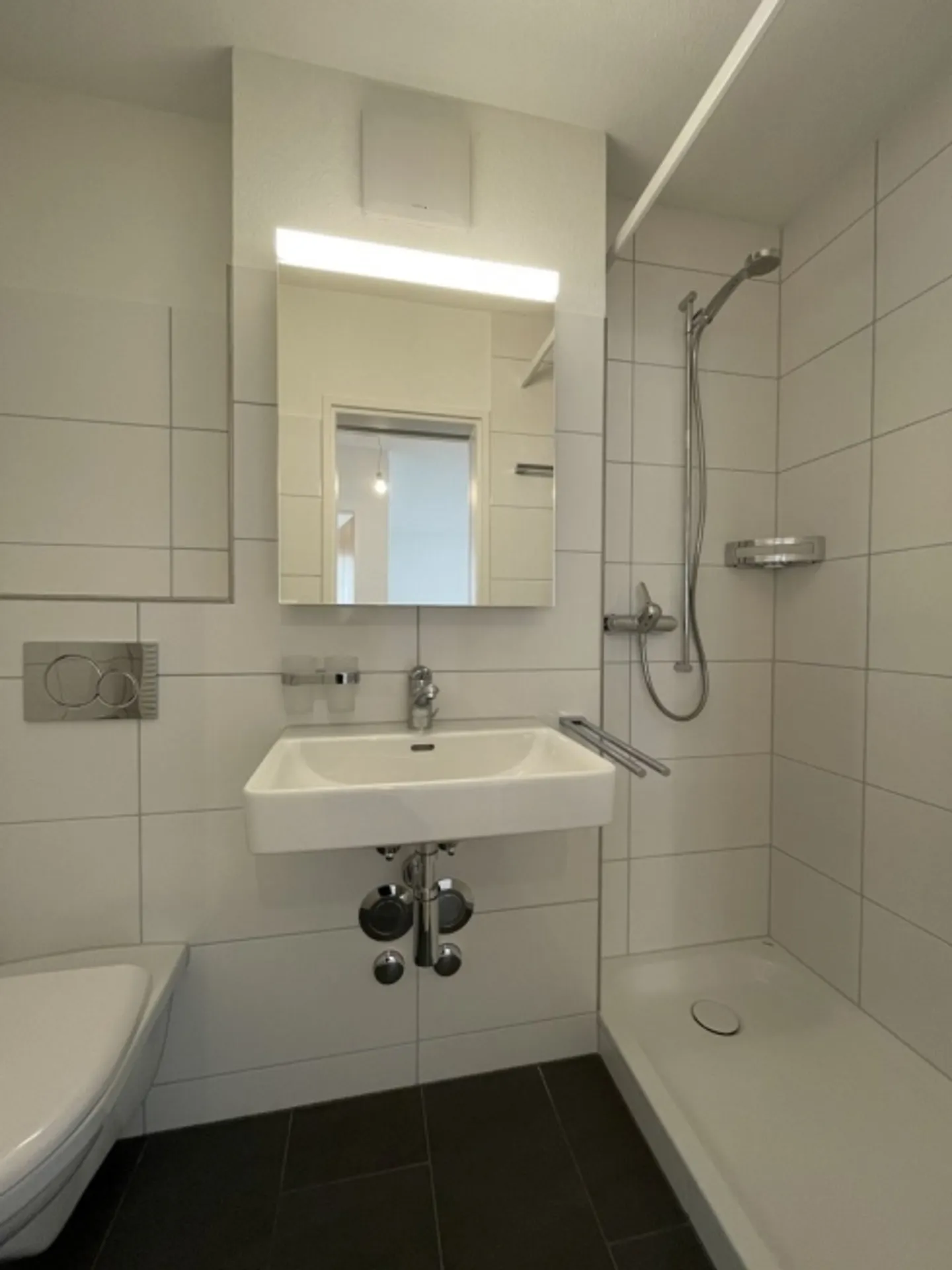 schöne 2.5- Zimmerwohnung - Foto 3 von 7
