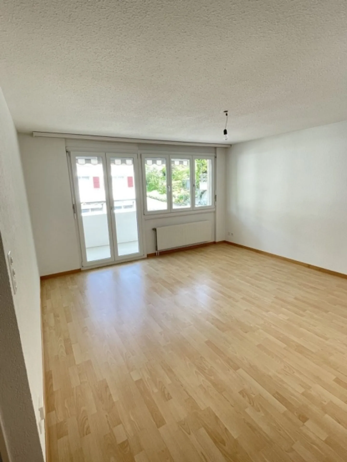 schöne 2.5- Zimmerwohnung - Foto 4 von 7