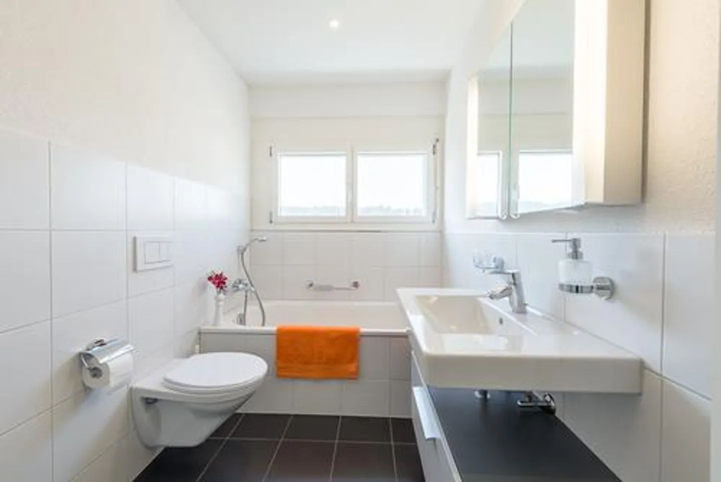 Apartment for rent - Photo 8 of 10