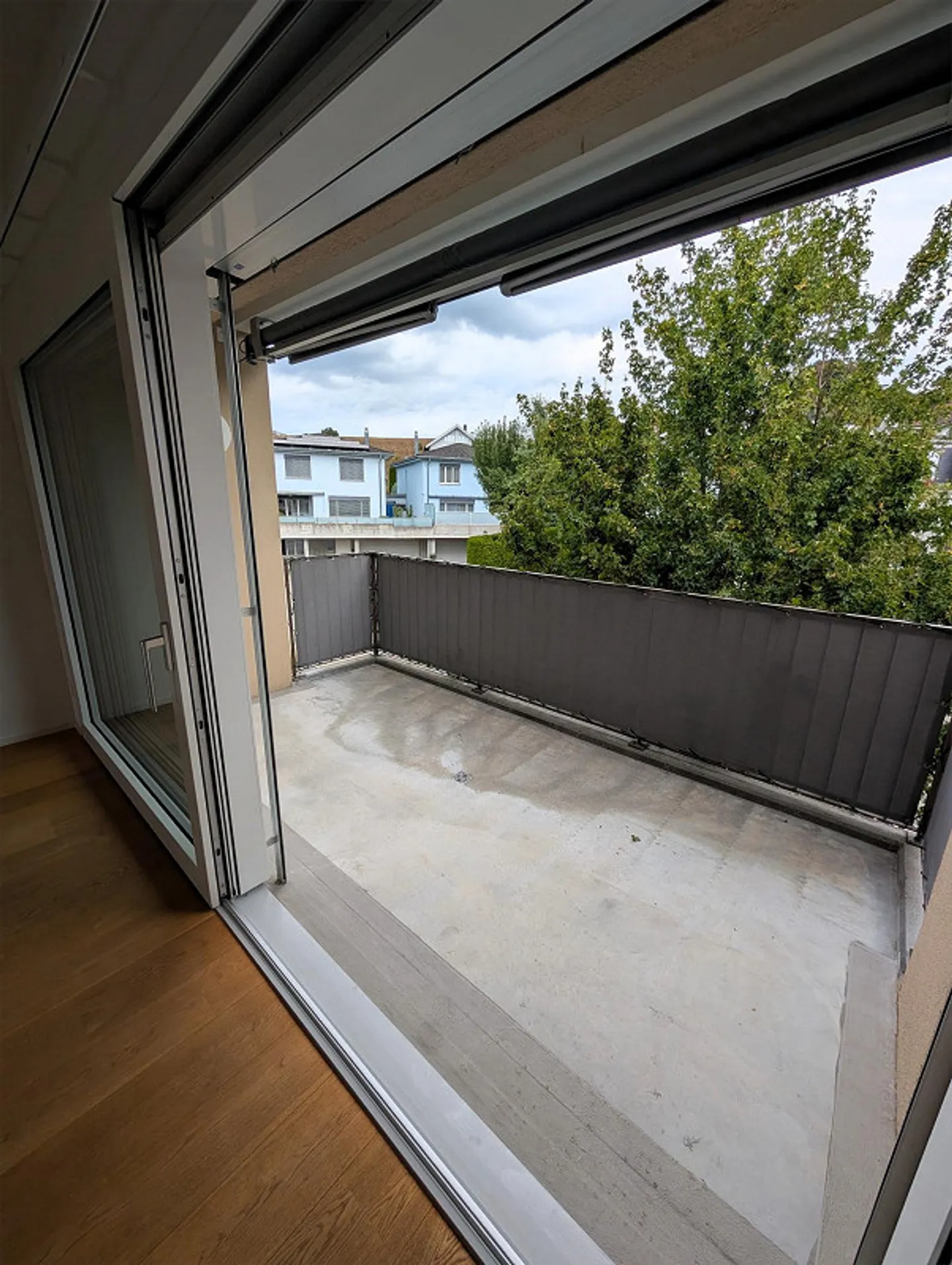 Modern 4.5 room apartment with two balconies - Photo 11 of 11