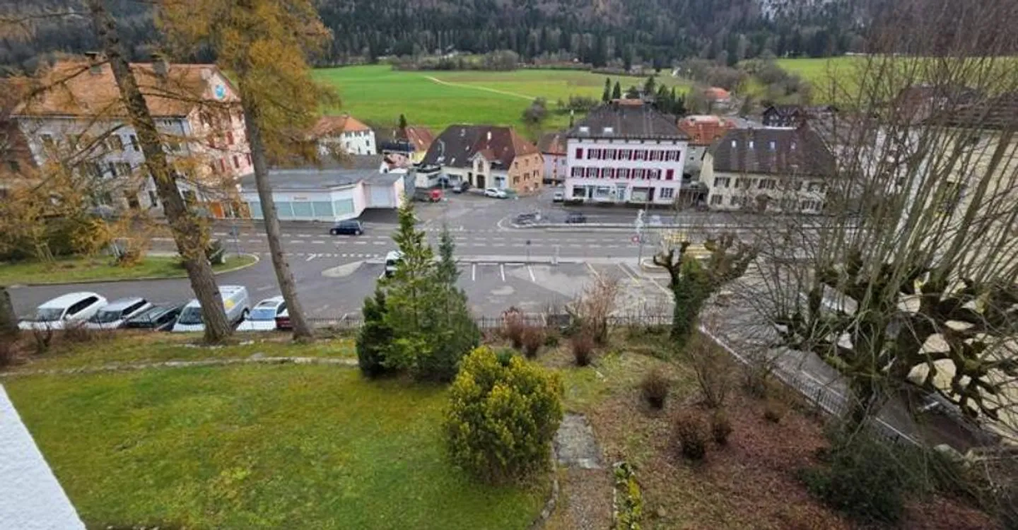Maison de maître élégante à Sonvilier - Photo 12 sur 25