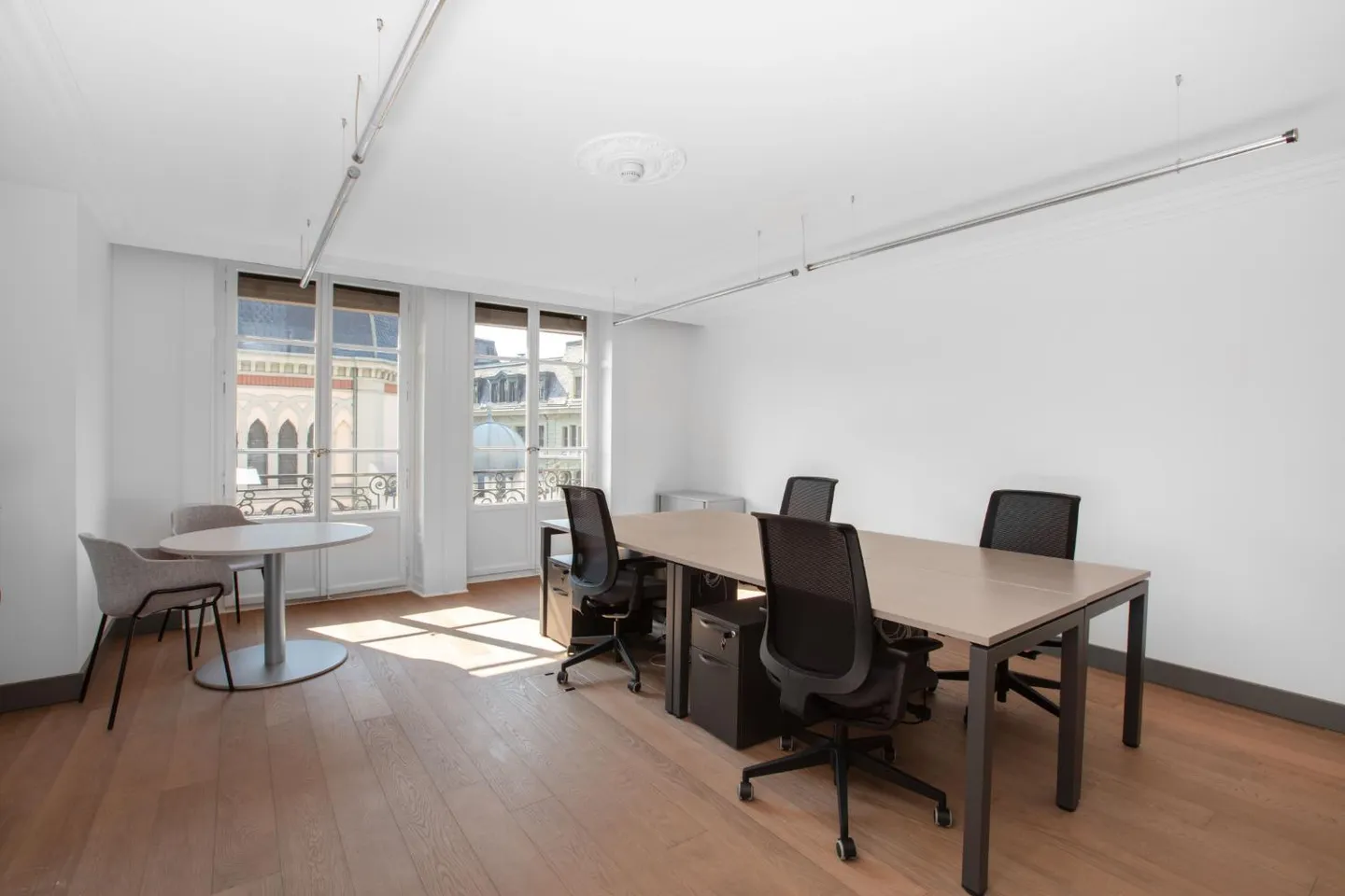 Bureau Privé à Genève - Photo 1 sur 11