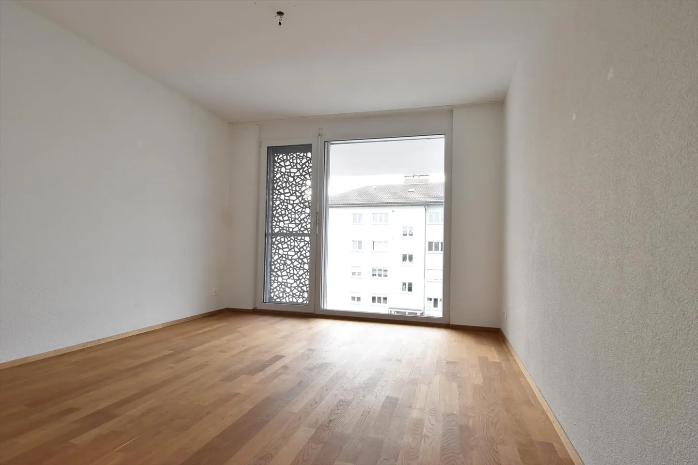 Unique 4.5-room maisonette apartment in ownership standard - Photo 12 of 13