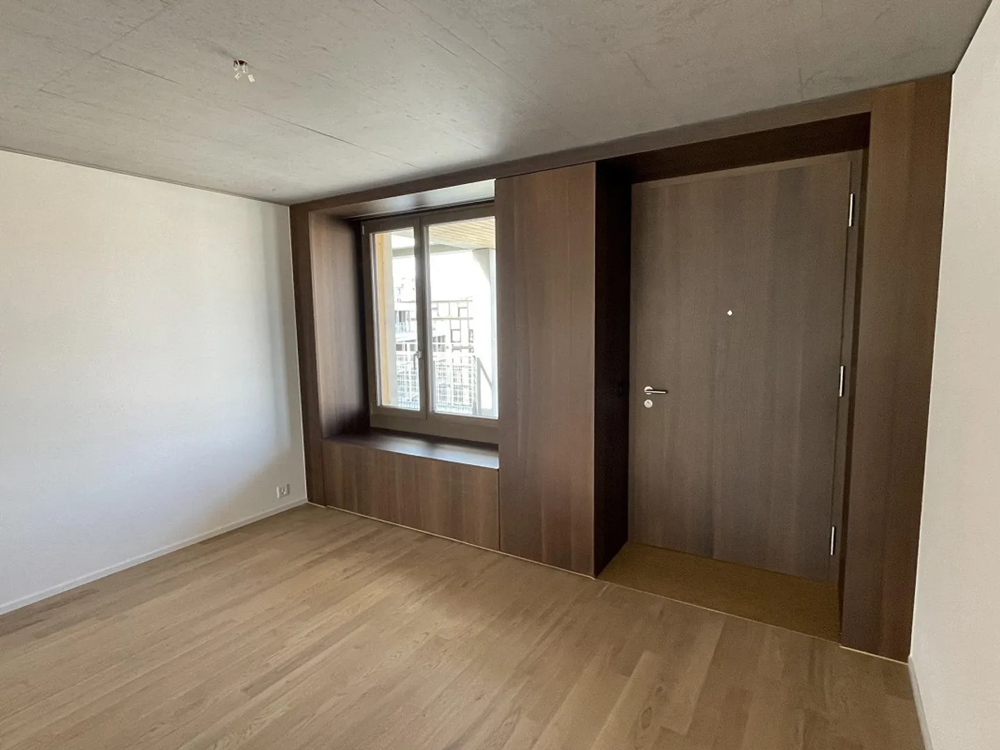 Nuovo appartamento attico di 3 1/2 locali in una posizione molto ben collegata - Foto 10 di 14