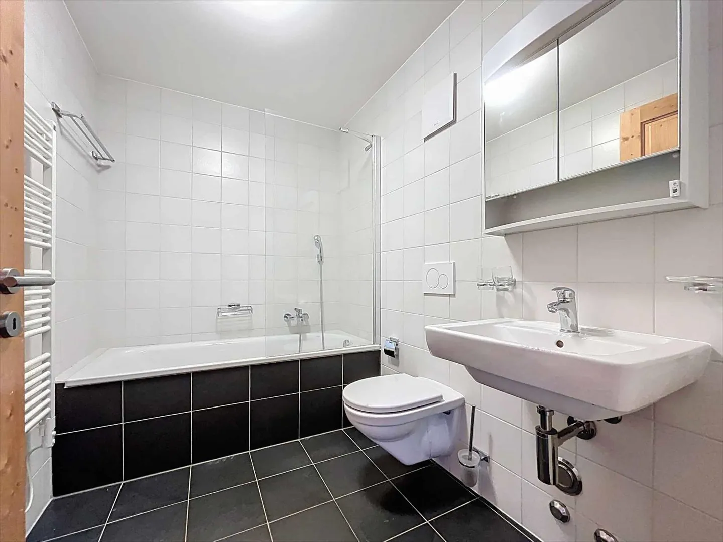 Appartamento luminoso di 2,5 locali con balcone - Foto 7 di 11