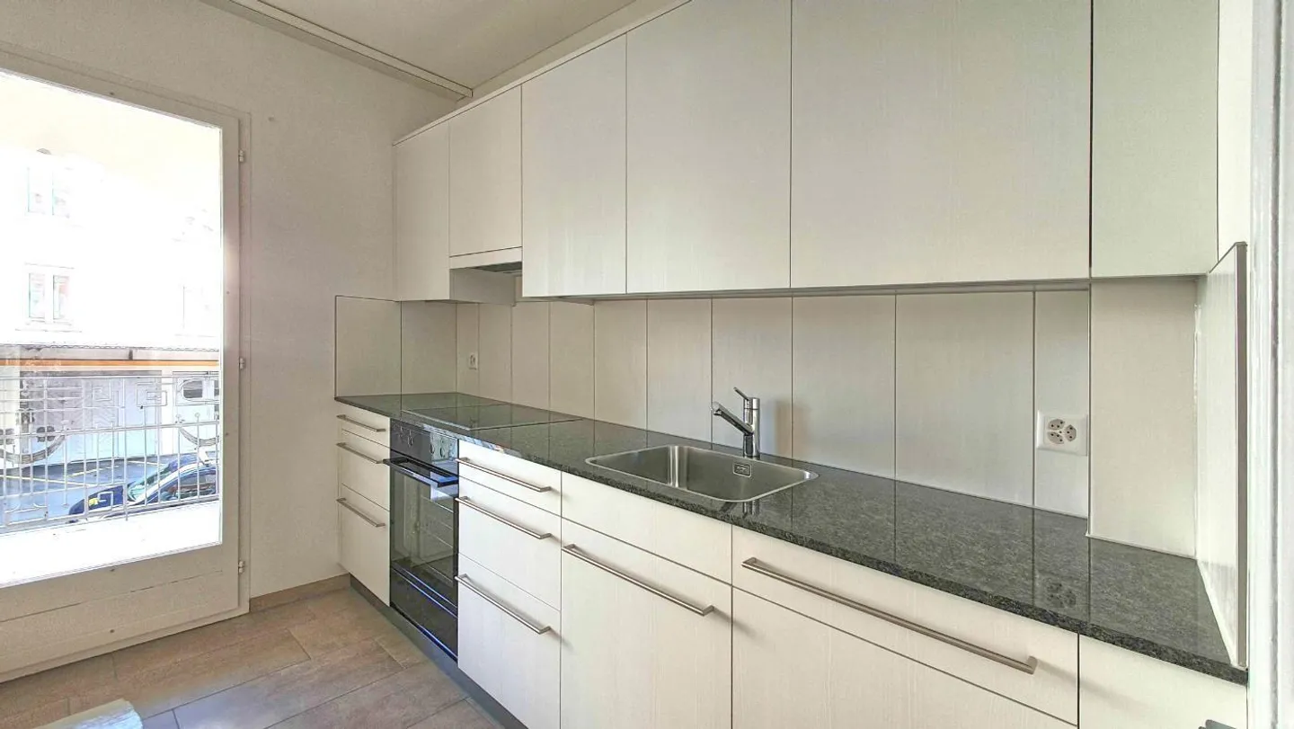 Jugendstil-Wohlfühlwohnung: Erstbezug nach Kernsanierung - Foto 2 von 7