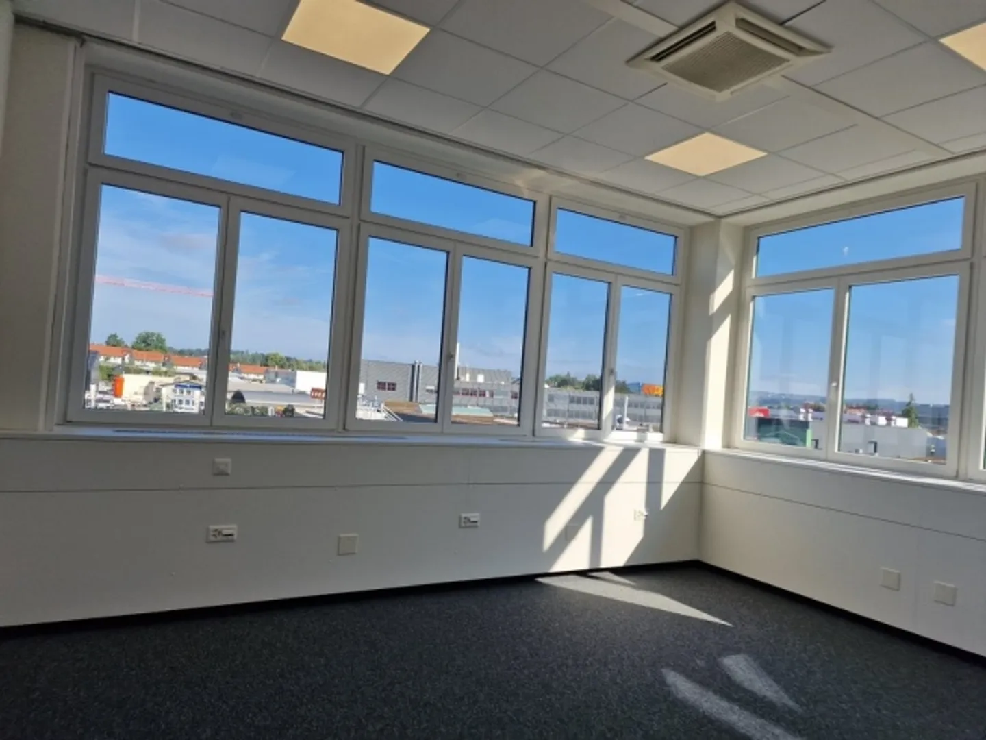 Espace de bureau à louer dans un emplacement de choix ! - Photo 3 sur 8