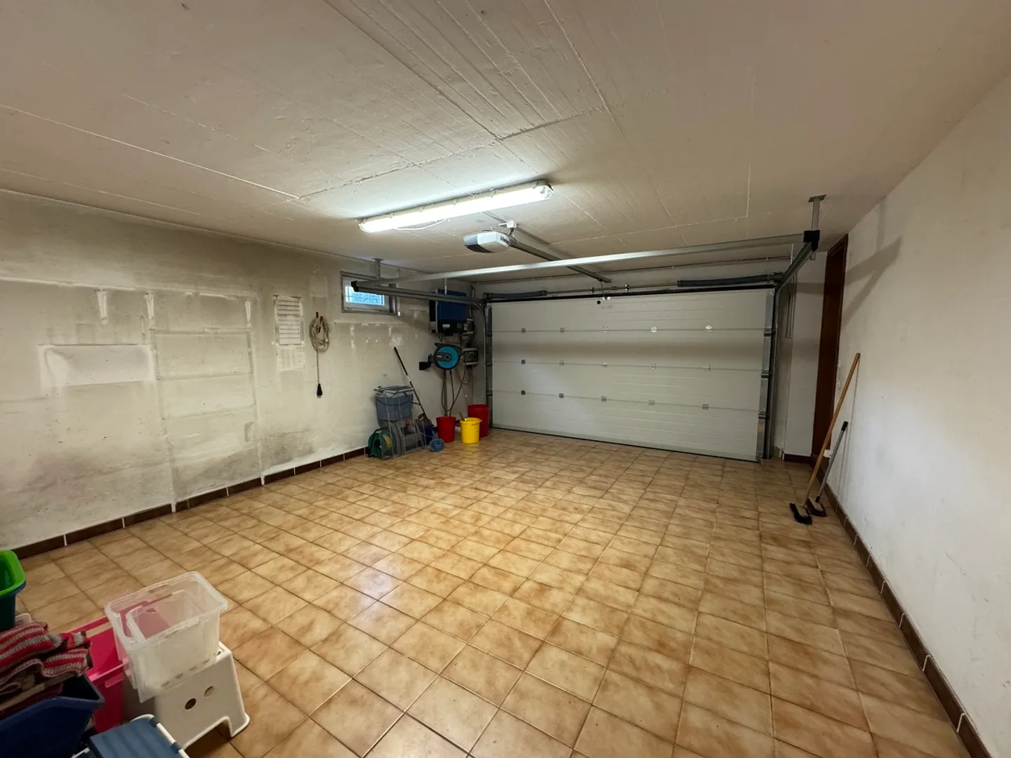 Geräumiges Familienhaus in Ruhiger Lage - Foto 11 von 14