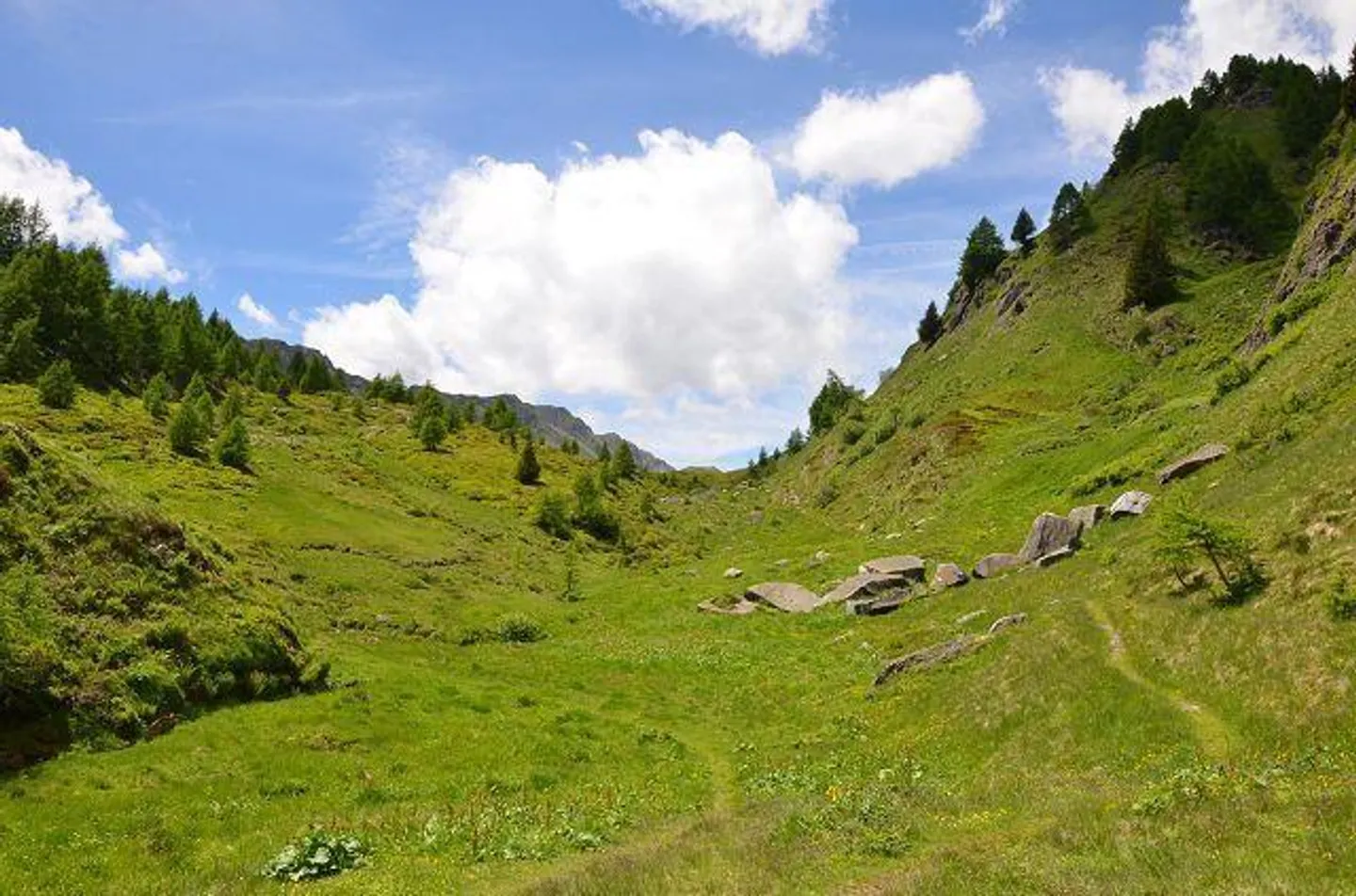 Schönes 3-stöckiges Rustico in sehr sonniger Lage mit Panoramablick... - Foto 27 von 30