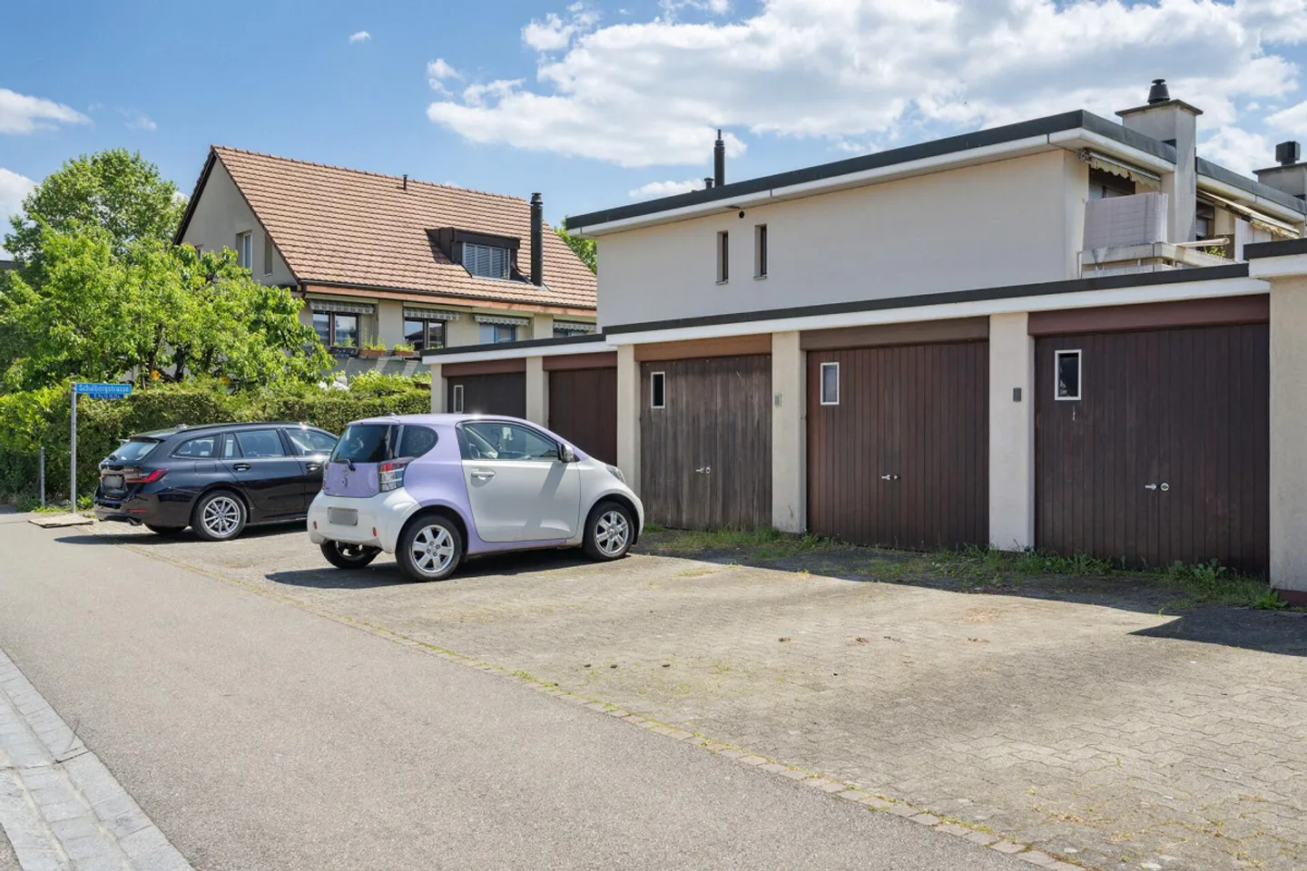 4.5-Room Semi-Detached House with Garden and Two Heated Hobby Rooms - Photo 9 of 9