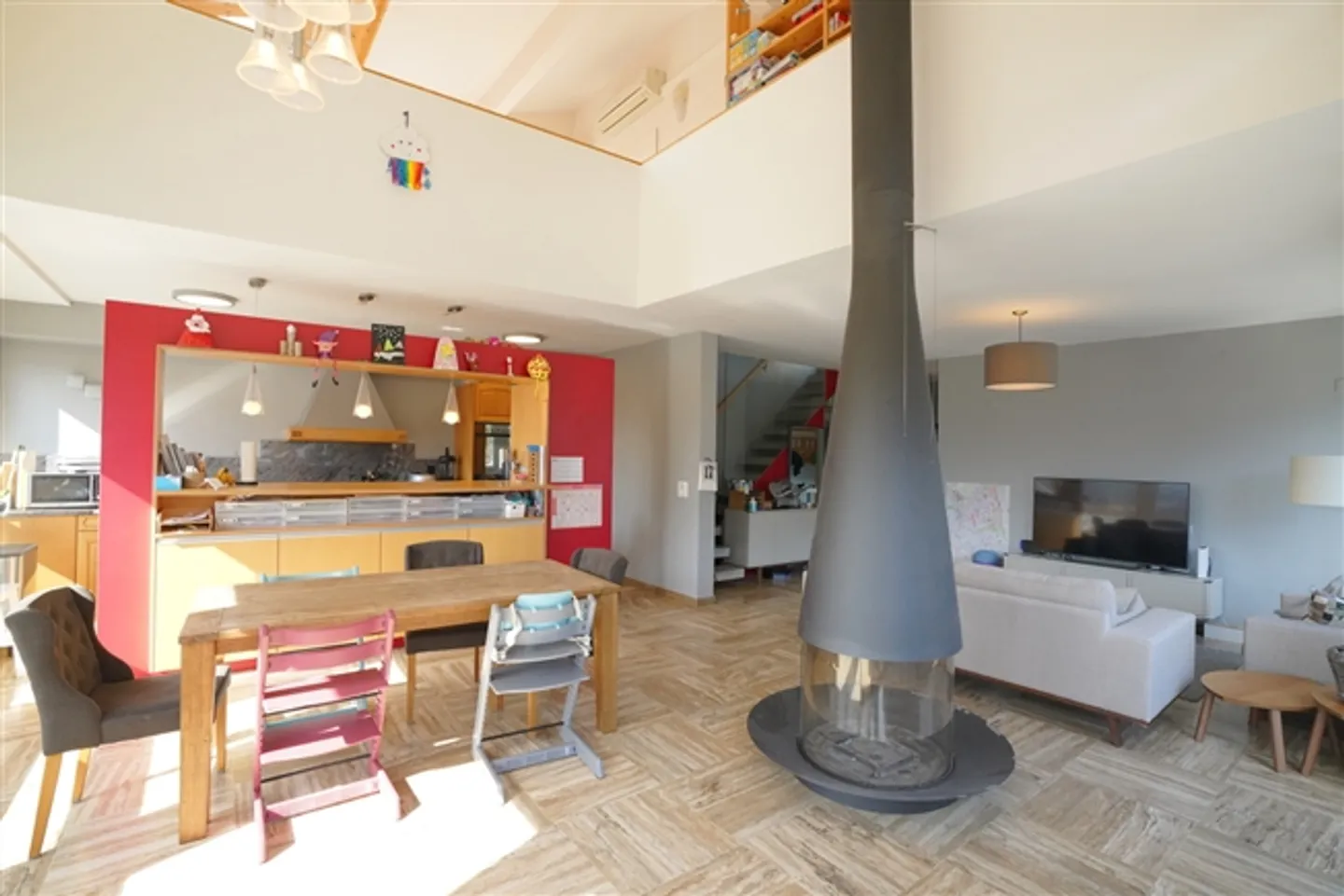 CENTRO CITTADINO SIERRE APPARTAMENTO DUPLEX CON VISTA - Foto 14 di 17