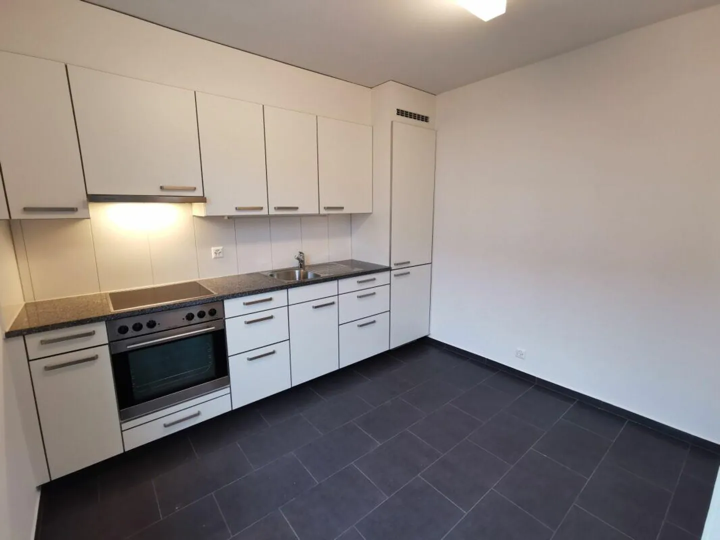 Beautiful 2.5-room apartment in the Breite district - Photo 1 of 5