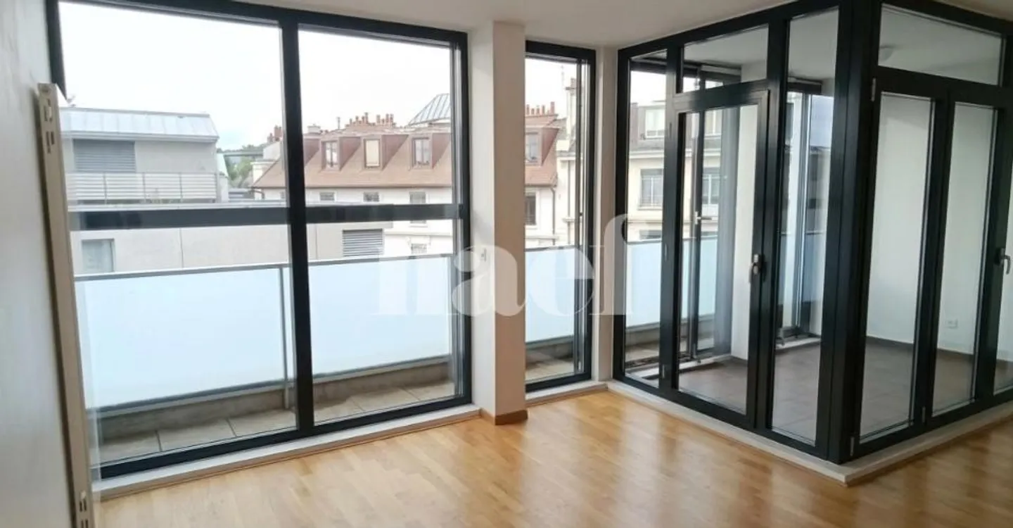4.5-room apartment in the heart of Geneva - Photo 2 of 7