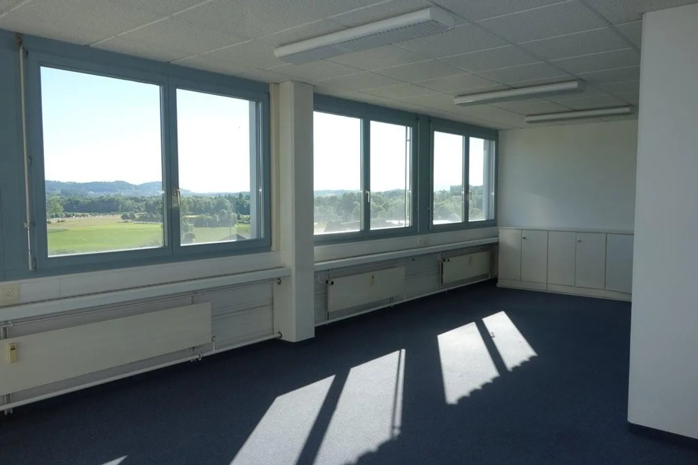 A DREAM OBJECT FOR EVERY BUSINESS! - Photo 1 of 4