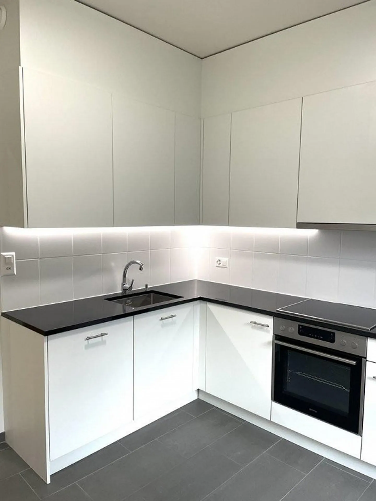 Vicino al quartiere delle Nazioni e alla stazione ferroviaria di Cornavin - Foto 2 di 10