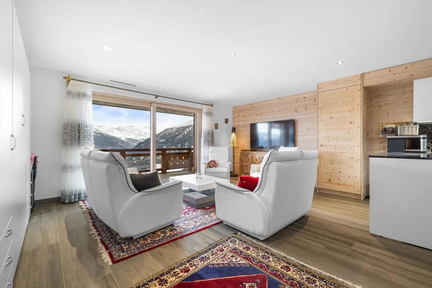 Wunderschöne Ski-in/Ski-out-Wohnung - Foto 4 von 13