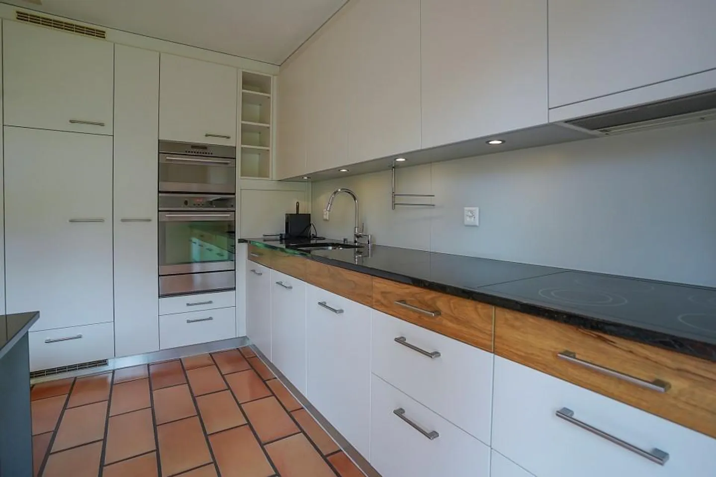 Maison individuelle spacieuse dans un emplacement de rêve - Photo 5 sur 13