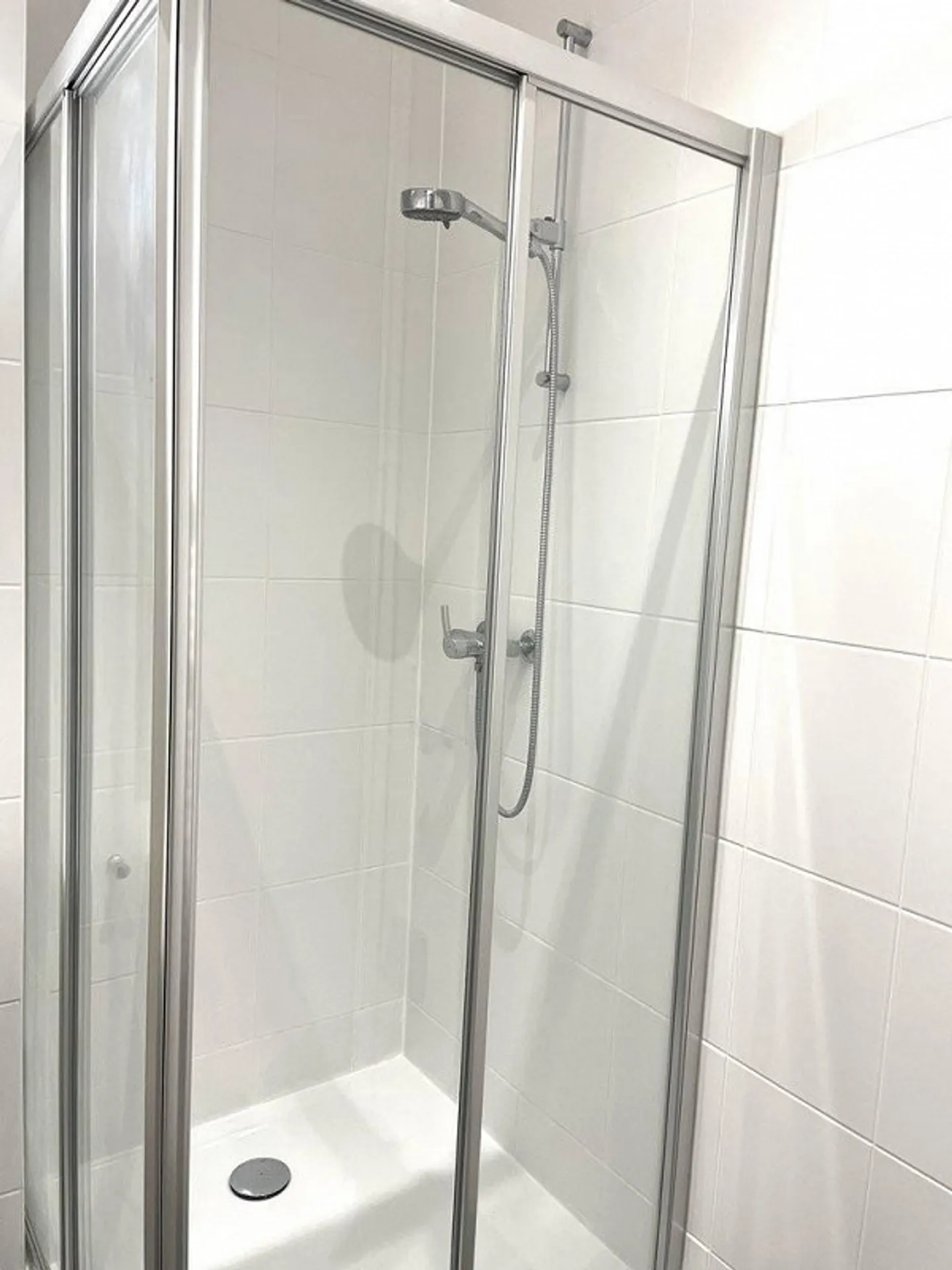 Vicino al quartiere delle Nazioni e alla stazione ferroviaria di Cornavin - Foto 6 di 10