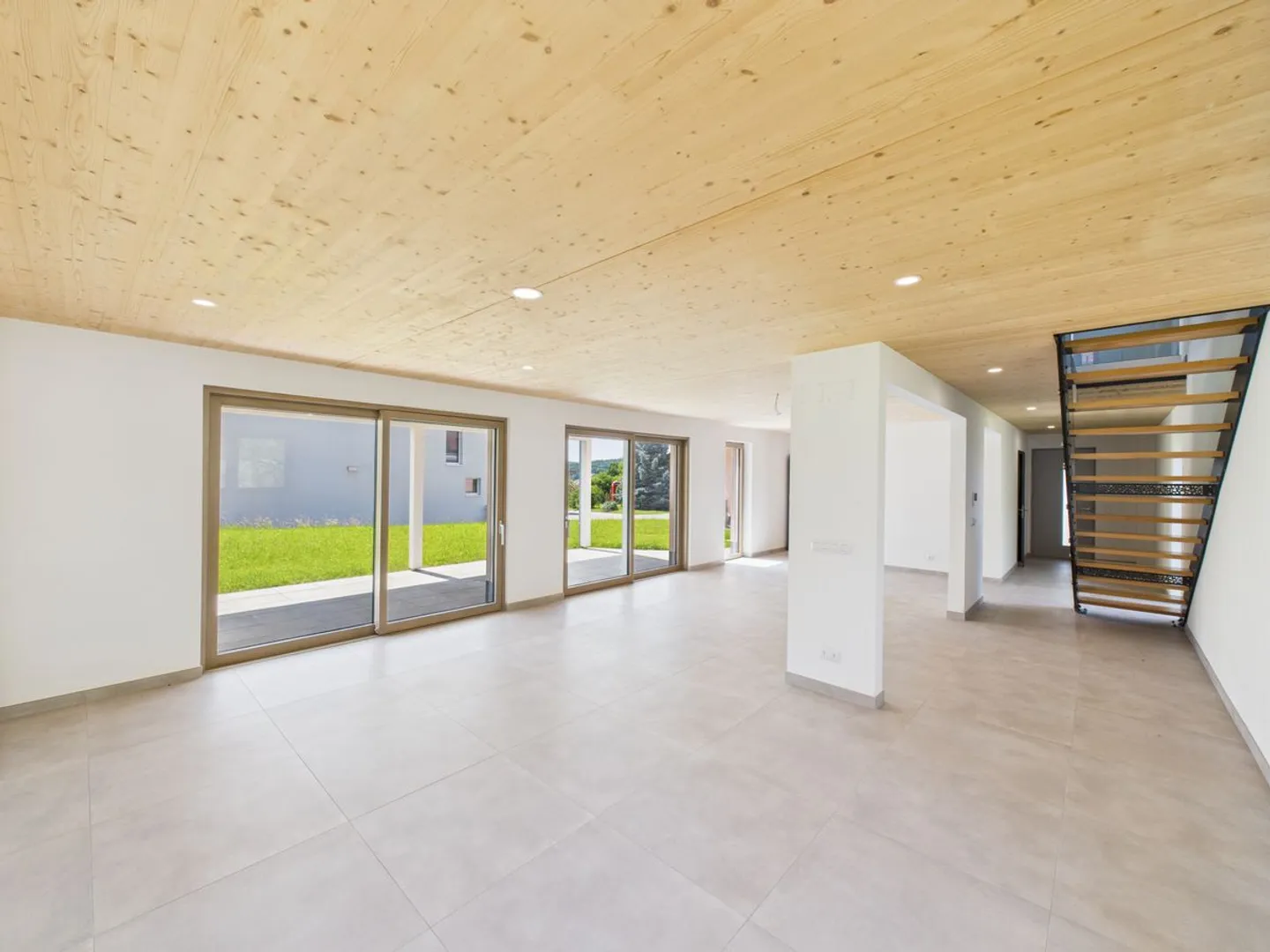 Single house for sale - Photo 3 of 13