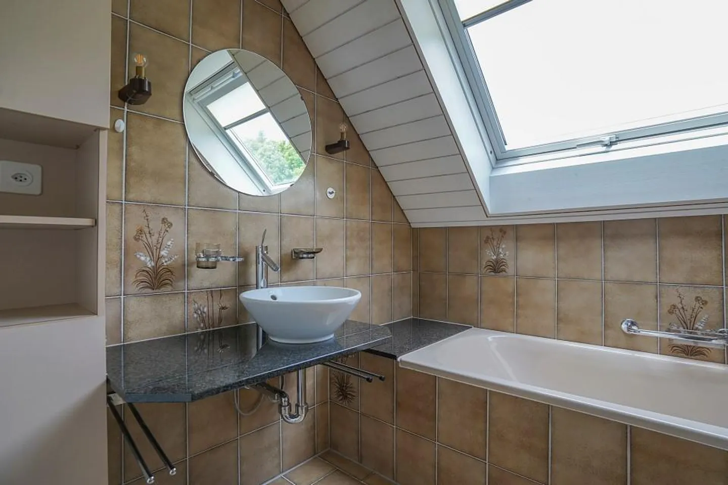Maison individuelle spacieuse dans un emplacement de rêve - Photo 10 sur 13