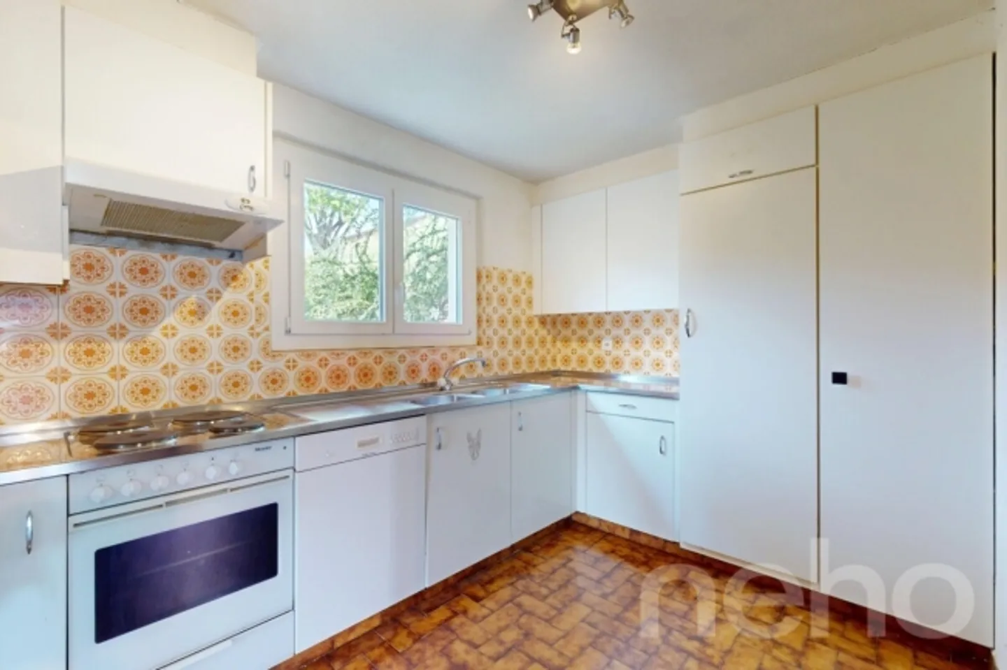 «Vue panoramique et charme authentique pour ce chalet à réinventer» - Photo 9 sur 13