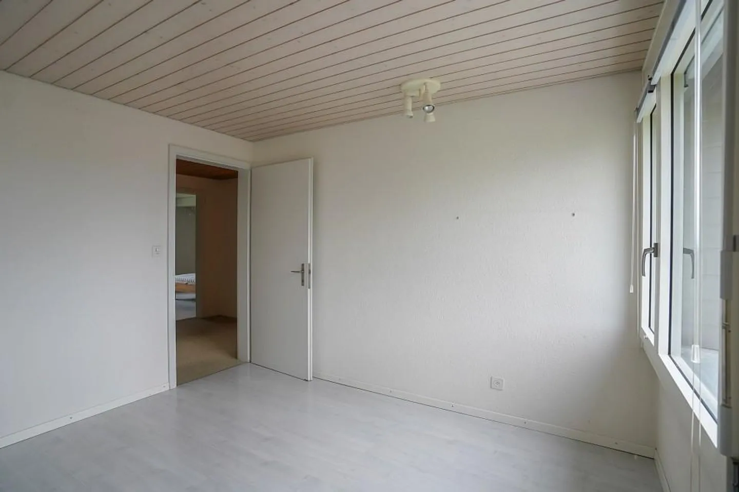 Maison individuelle spacieuse dans un emplacement de rêve - Photo 12 sur 13