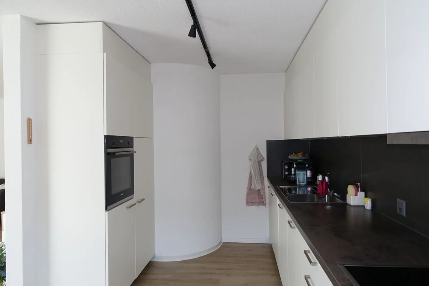 Bévilard - Magnificent 4.5-room apartment with balcony and covered parking space - Photo 3 of 11