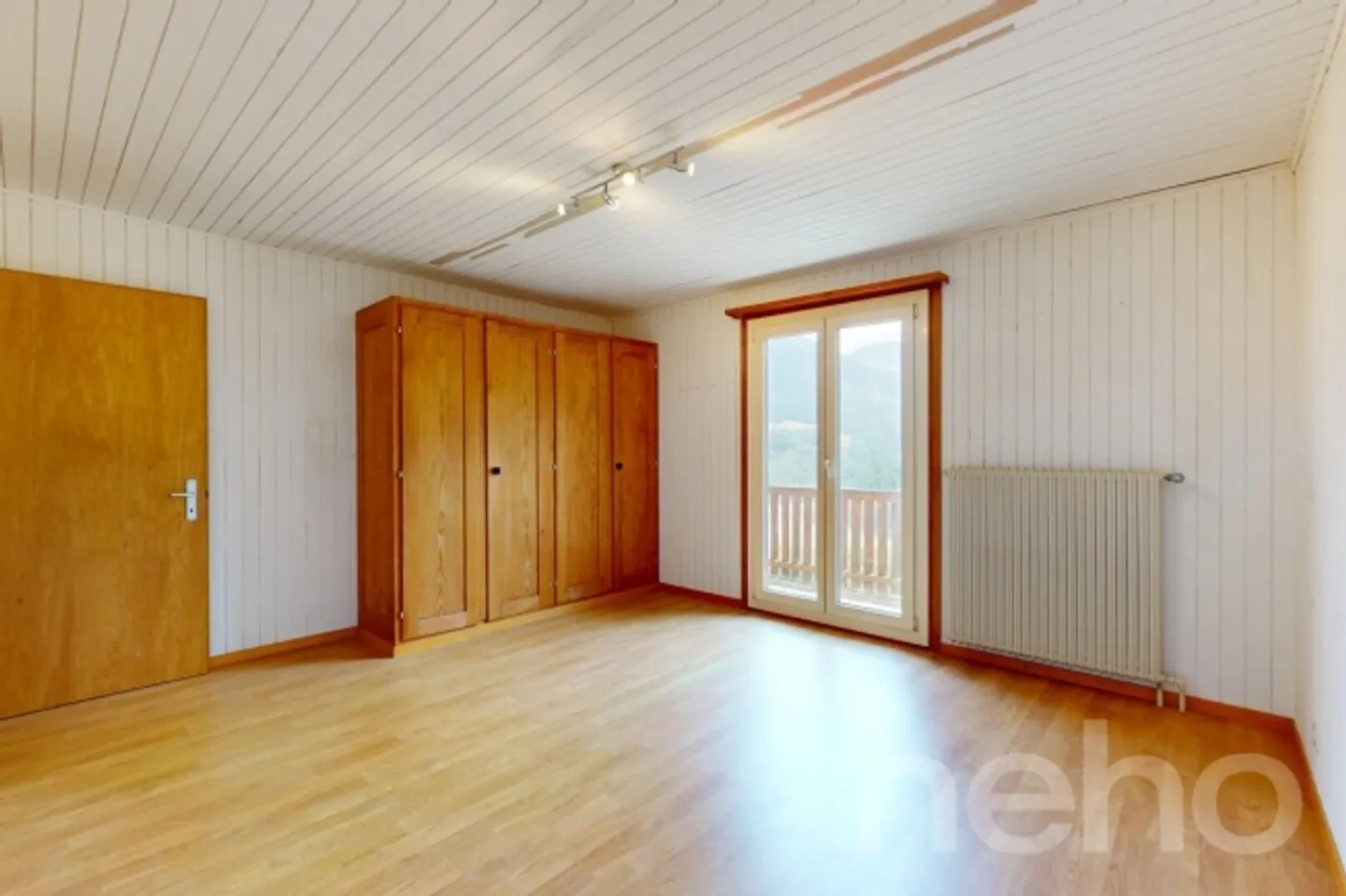 «Vue panoramique et charme authentique pour ce chalet à réinventer» - Photo 11 sur 13