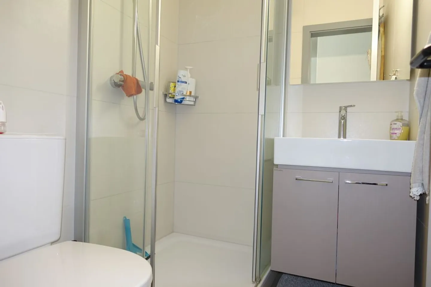 Bévilard - Magnificent 4.5-room apartment with balcony and covered parking space - Photo 8 of 11