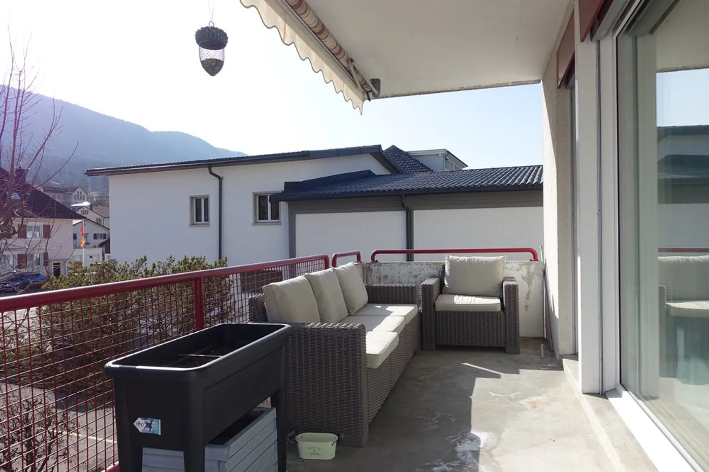 Bévilard - Magnificent 4.5-room apartment with balcony and covered parking space - Photo 9 of 11