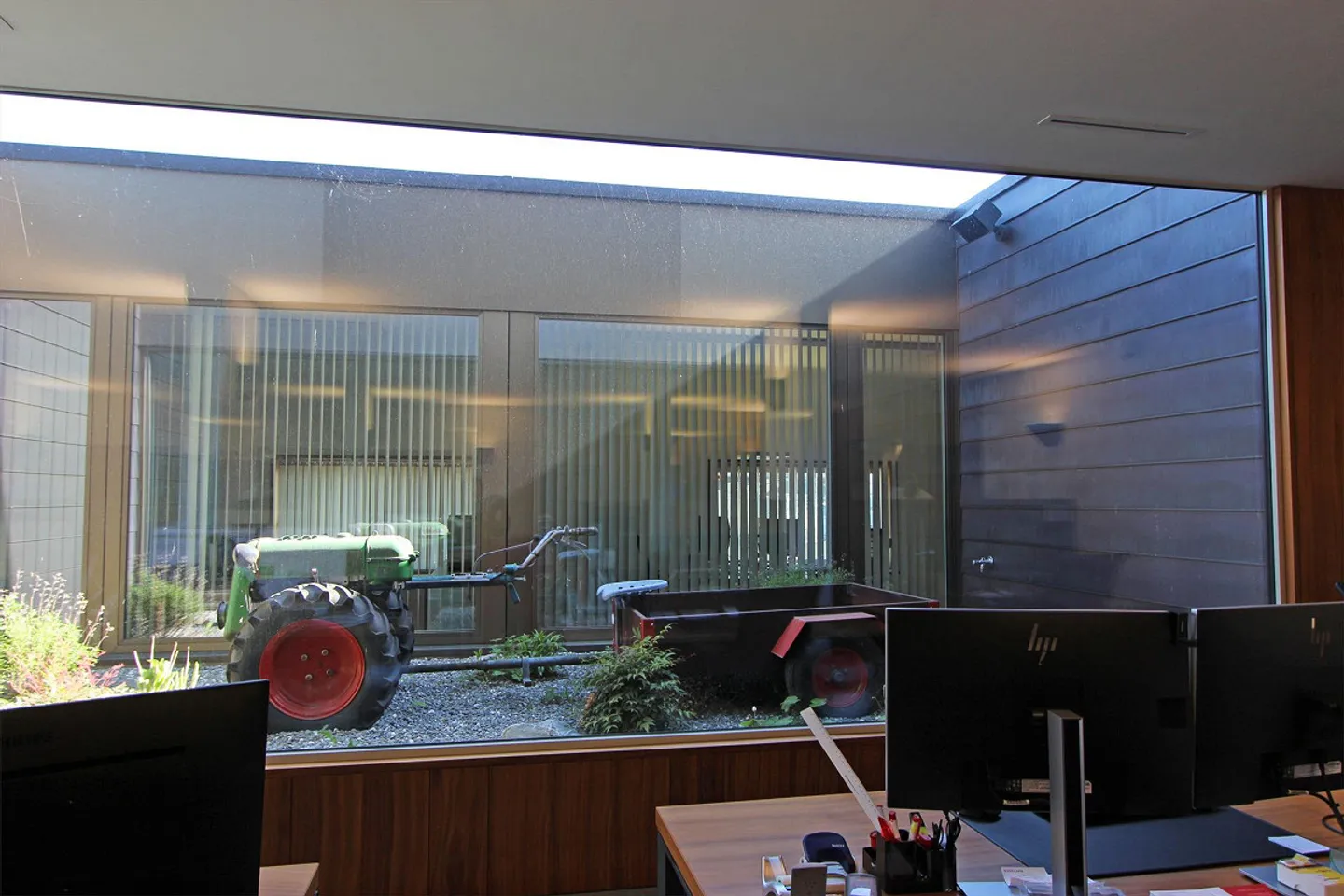 Spacious, bright office space for rent - Photo 3 of 5