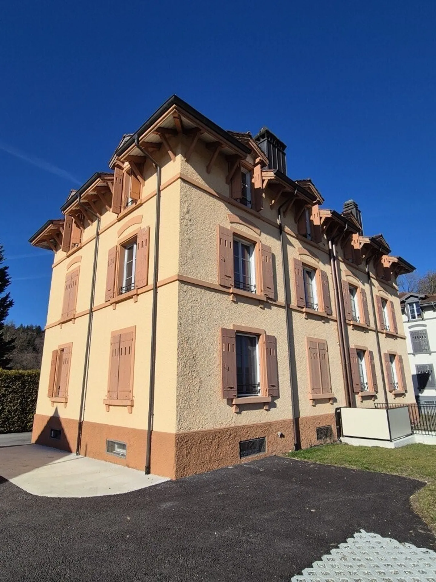 Appartement attrayant partiellement rénové à Roggwil - Photo 1 sur 10