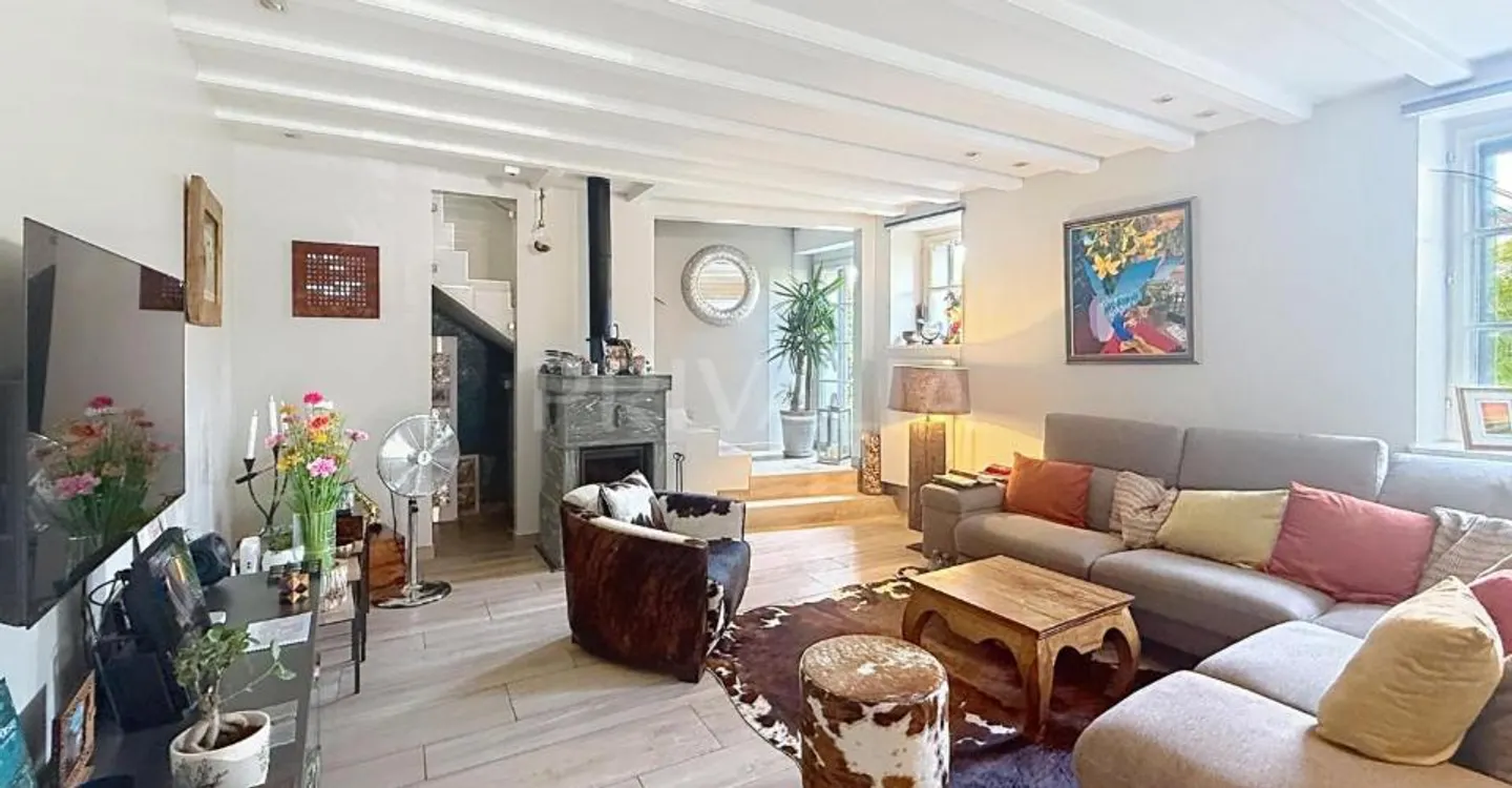Maison familiale avec jardin - Photo 1 sur 6