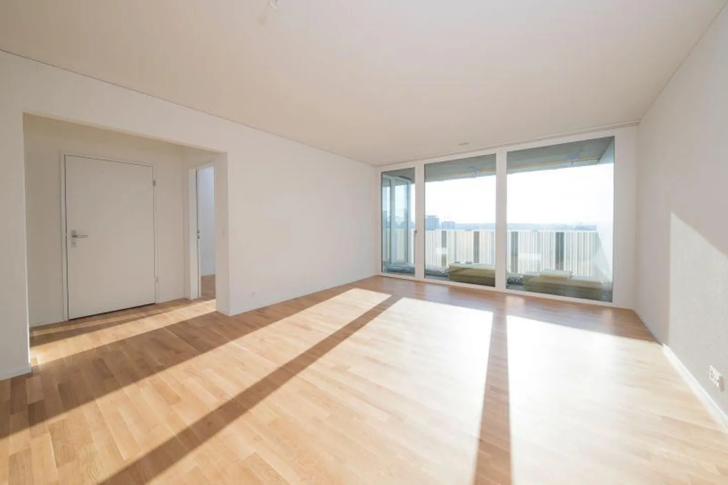 Moderne Wohnung mit Waschturm - Foto 2 von 8