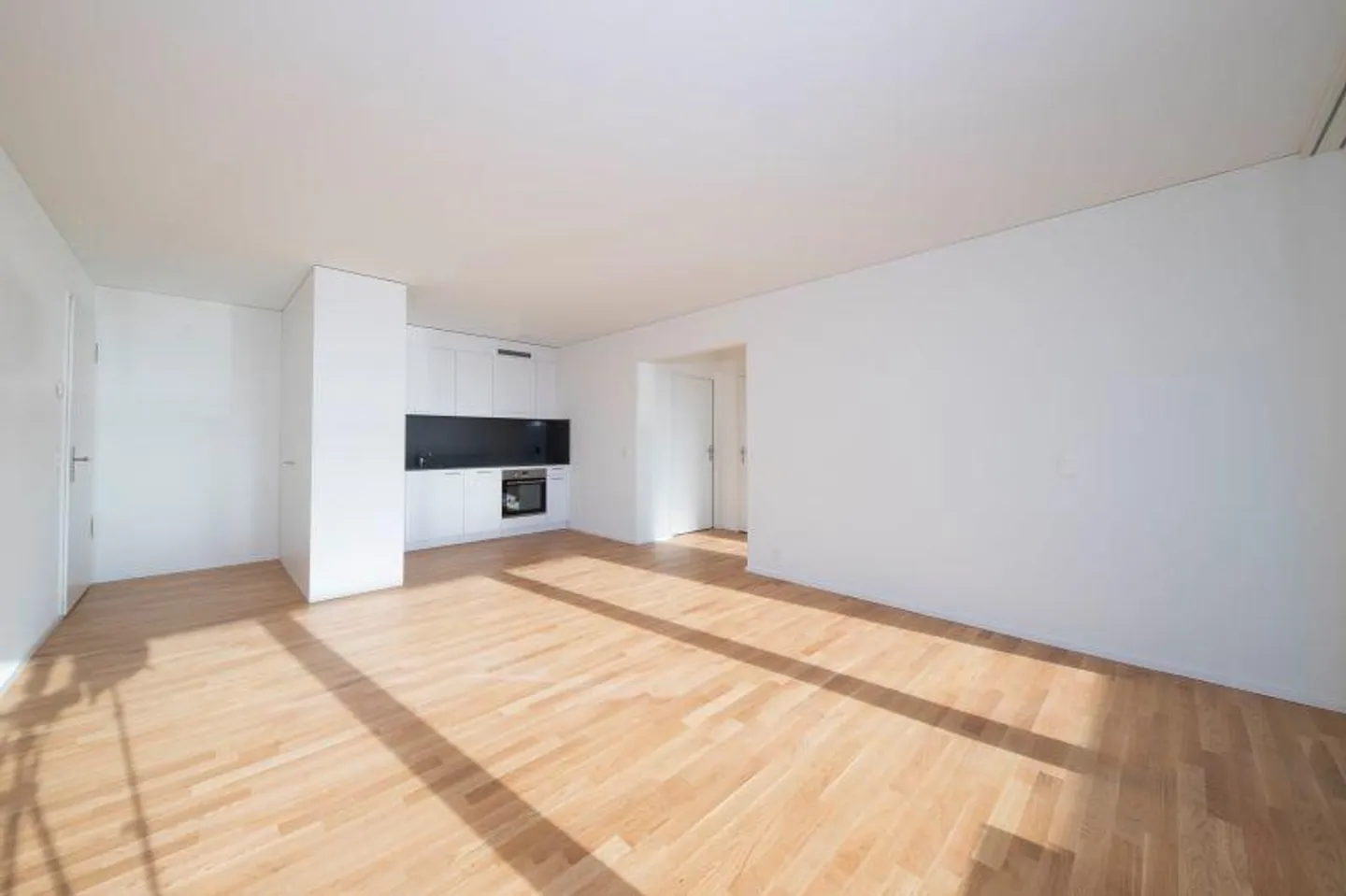 Moderne Wohnung mit Waschturm - Foto 3 von 8
