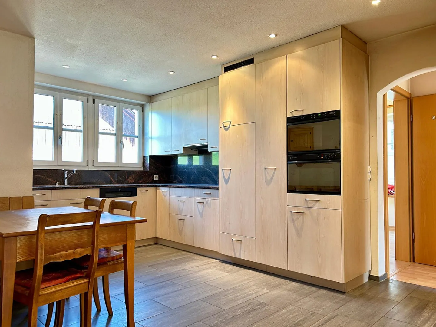 Casa bifamiliare con 2 appartamenti e 7 stanze a Häuslenen in vendita - Foto 2 di 13
