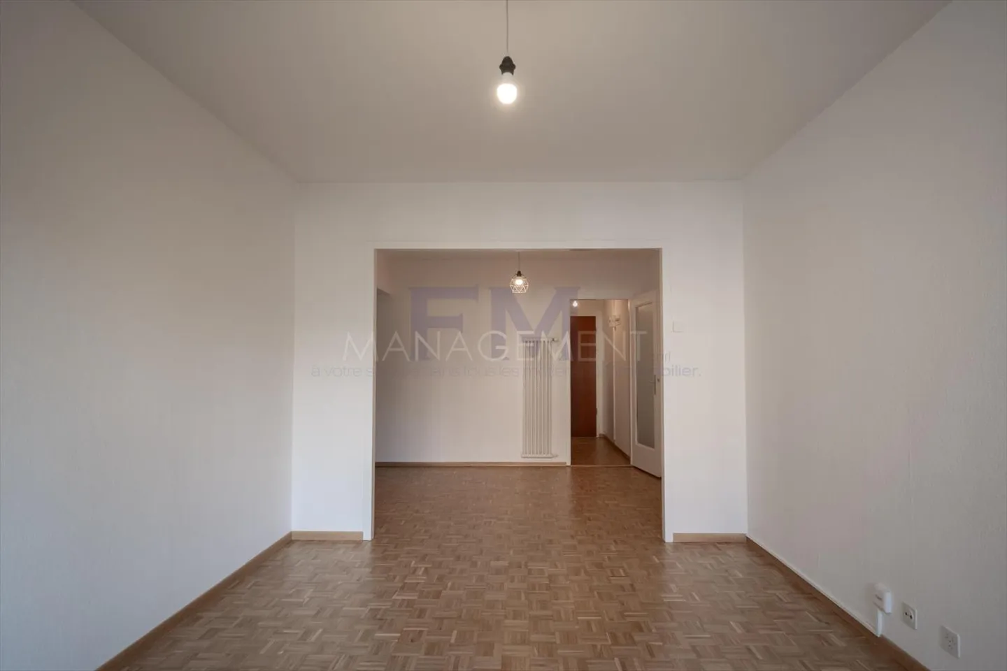 Servette, Avenue de Luserna, 5 Zimmer im 1. Stock, ca. 84m2 - Photo 6 sur 13