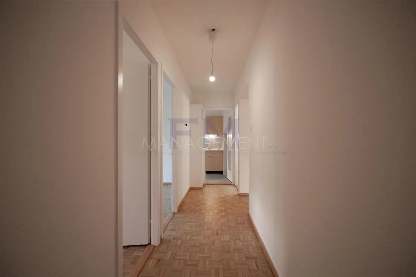 Servette, Avenue de Luserna, 5 Zimmer im 1. Stock, ca. 84m2 - Photo 12 sur 13