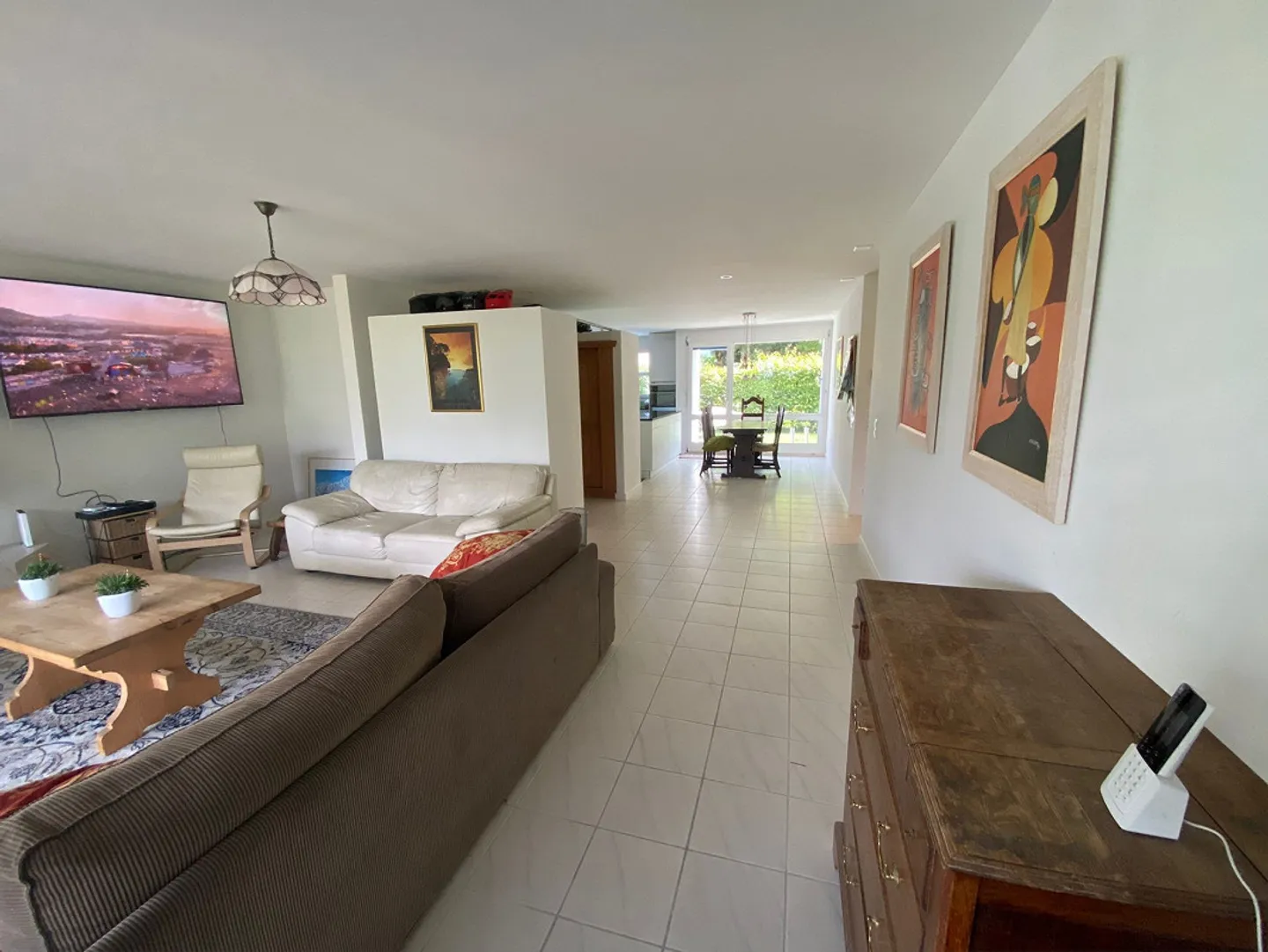 Belle appartement de 4,5 pièces au rez-de-chaussée, situé au centre, fraîchement rénové - Photo 1 sur 17