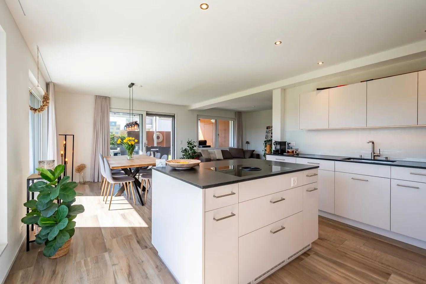 Appartamento nuovo elegante con grande area giardino - Foto 9 di 25