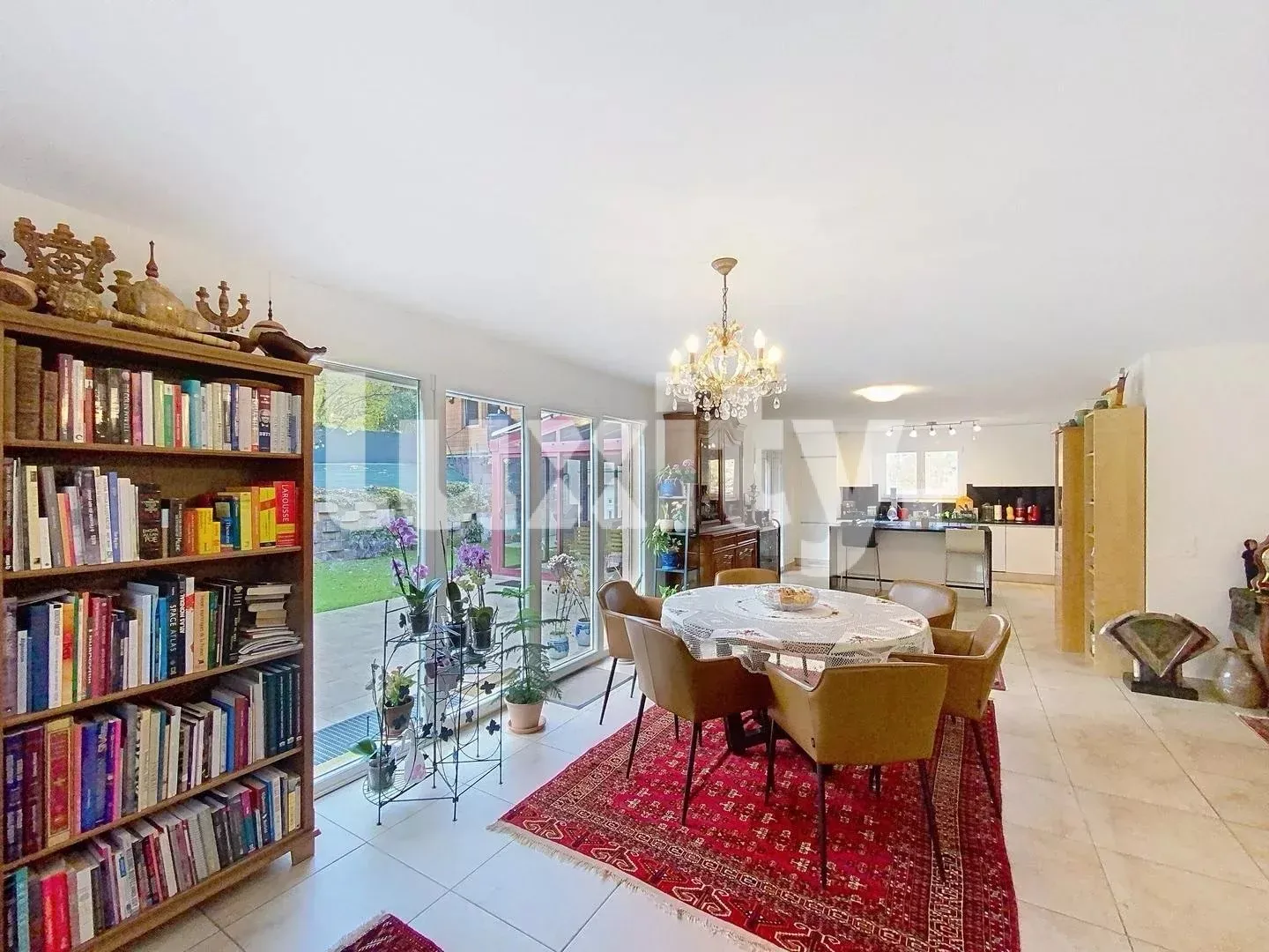 6-Zimmer-Haus - Foto 2 von 7