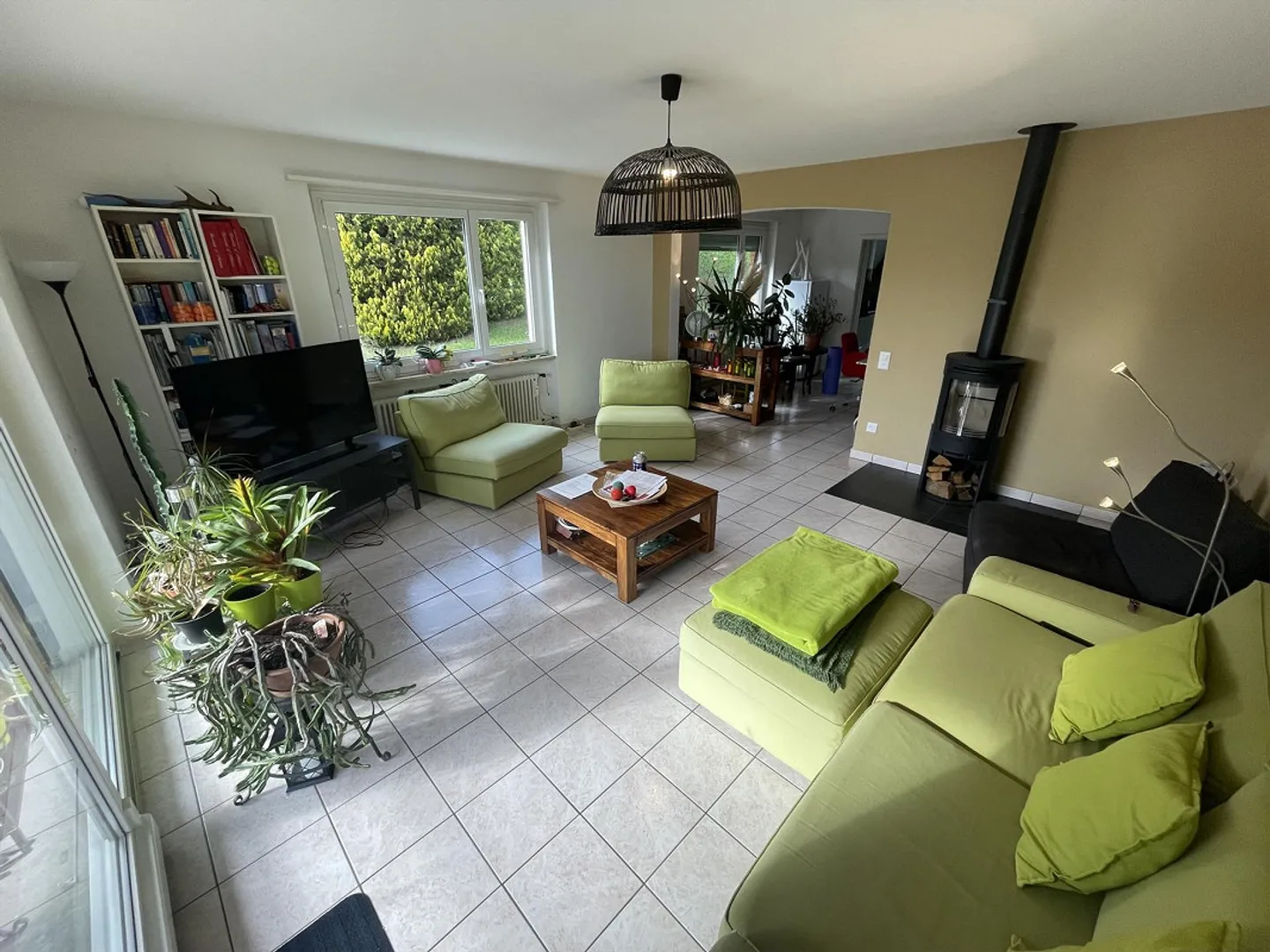 Appartamento interessante 4.5 con piscina a Comano - Foto 4 di 13